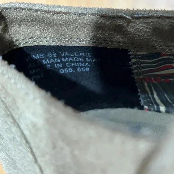 Report Suede Wedge - Picture 5 of 5